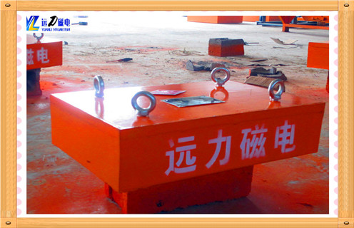 板式永磁除鐵器，板式永磁除鐵器知識參數(shù)_內(nèi)部磁塊安裝方法_板式永磁除鐵器型號價格 